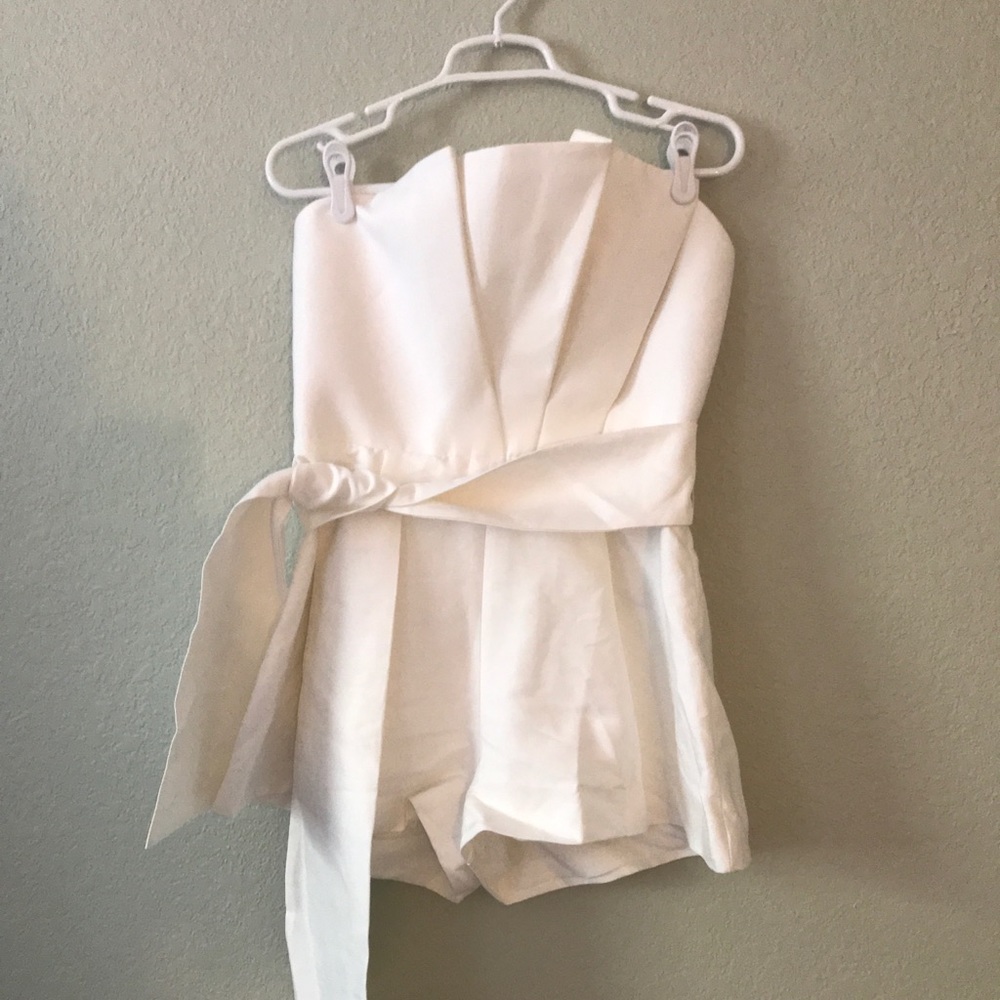 Classy but Sexy Strapless short Jumper